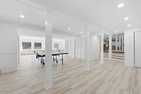 $2,400,000 | 6 Lynbrook Road, Southborough, MA 01772