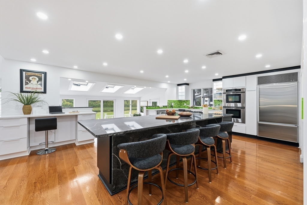 6 Lynbrook Road Southborough, MA 01772 - Photo 7 of 42