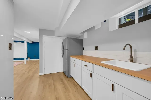 $910,000 | 35 Grand Terrace, Livingston, NJ 07039