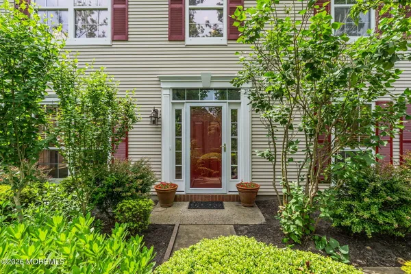 $860,000 | 11 South Manor Court, Wall, NJ 07719