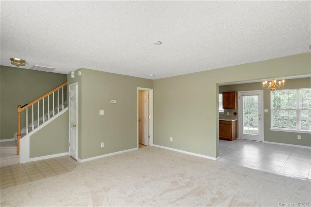 6502 Sunman Road Charlotte, NC 28216 - Photo 2 of 24 Gallery Image 2