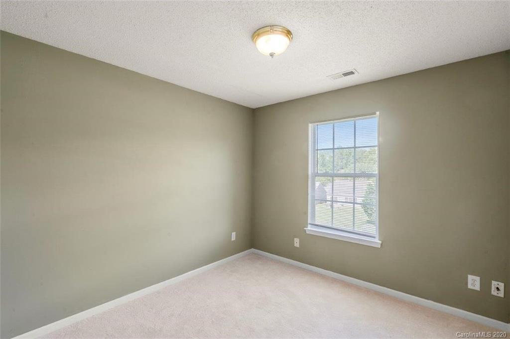 6502 Sunman Road Charlotte, NC 28216 - Photo 16 of 24 Gallery Image 16
