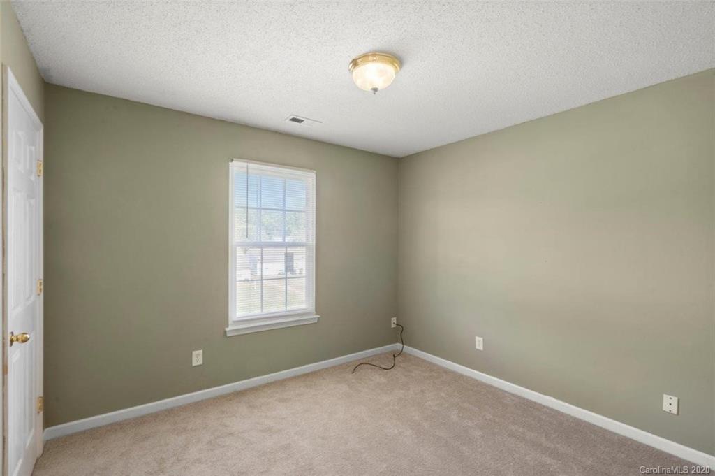 6502 Sunman Road Charlotte, NC 28216 - Photo 17 of 24 Gallery Image 17