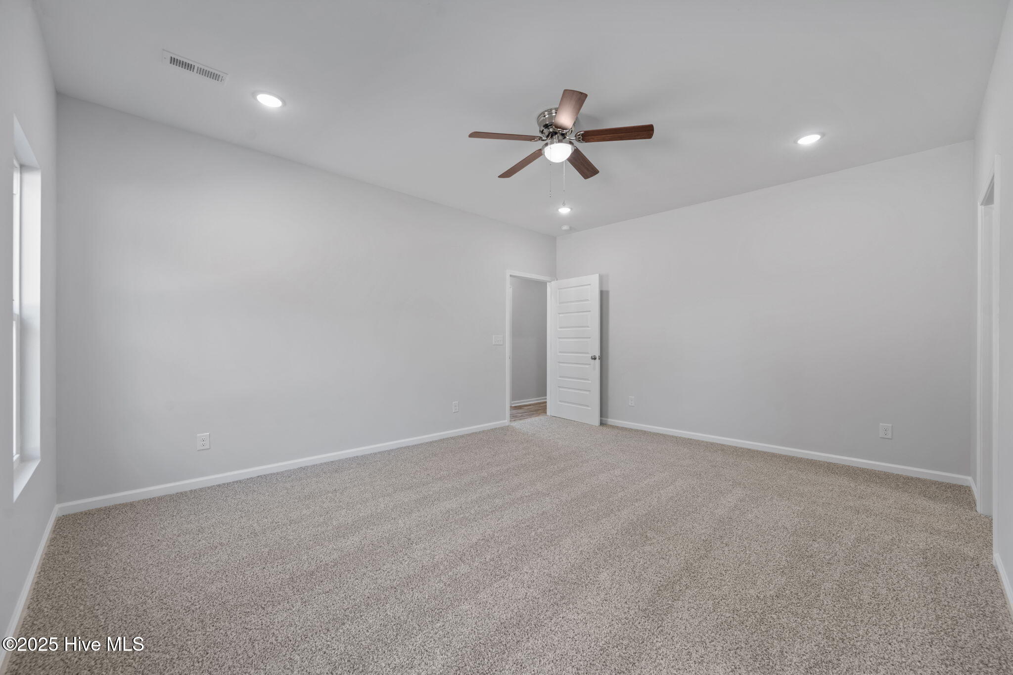 2606 Fountaintown Road Chinquapin, NC 28521 - Photo 33 of 61 42-web-or-mls-_RAD2056