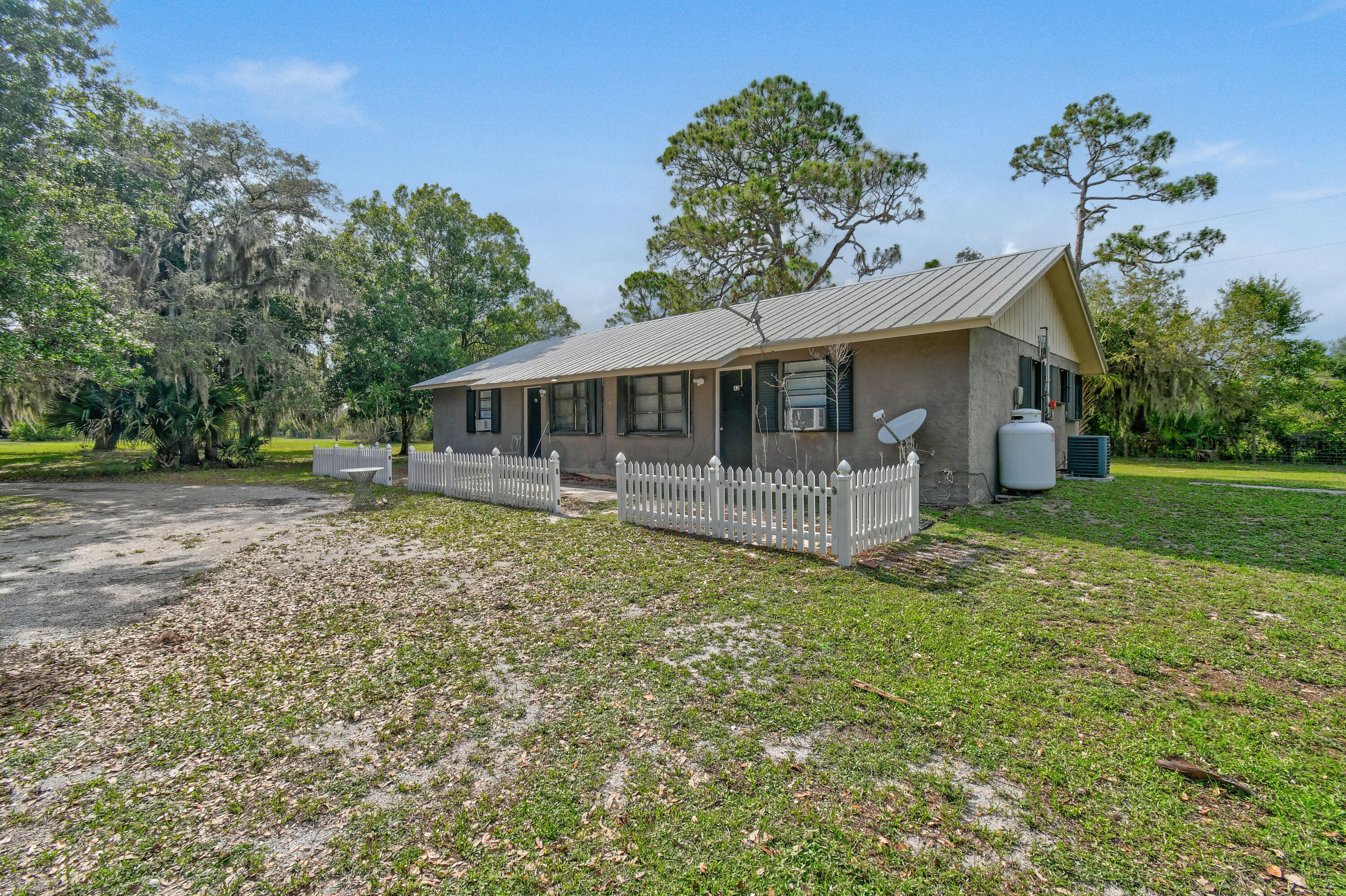 9601 Southwest Fox Brown Road Indiantown, FL 34956 - Photo 60 of 84 9601SWFoxBrownRd(58)