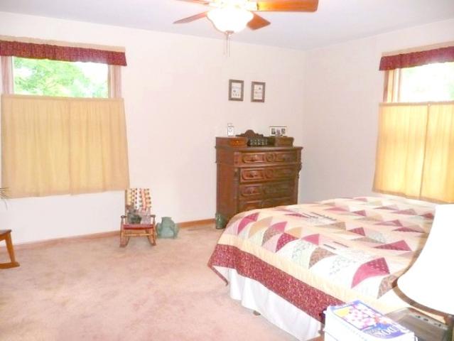 11074 South Dixon Road Mount Carroll, IL 61053 - Photo 5 of 9 Gallery Image 5