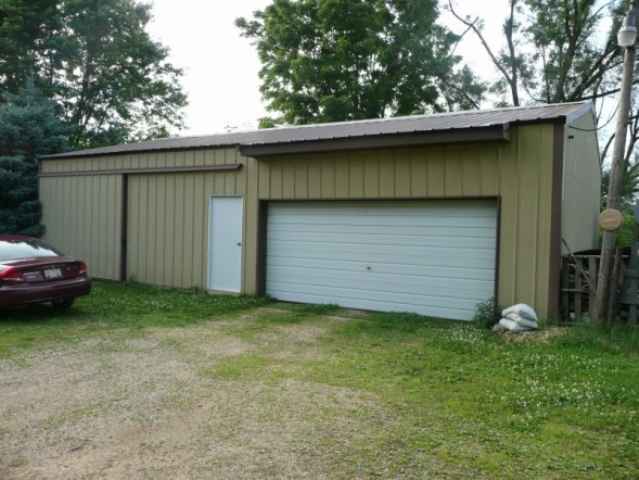 11074 South Dixon Road Mount Carroll, IL 61053 - Photo 9 of 9 Gallery Image 9