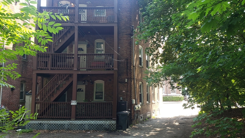 225 South Street, Unit 2 Boston, MA 02130 - Photo 1 of 14