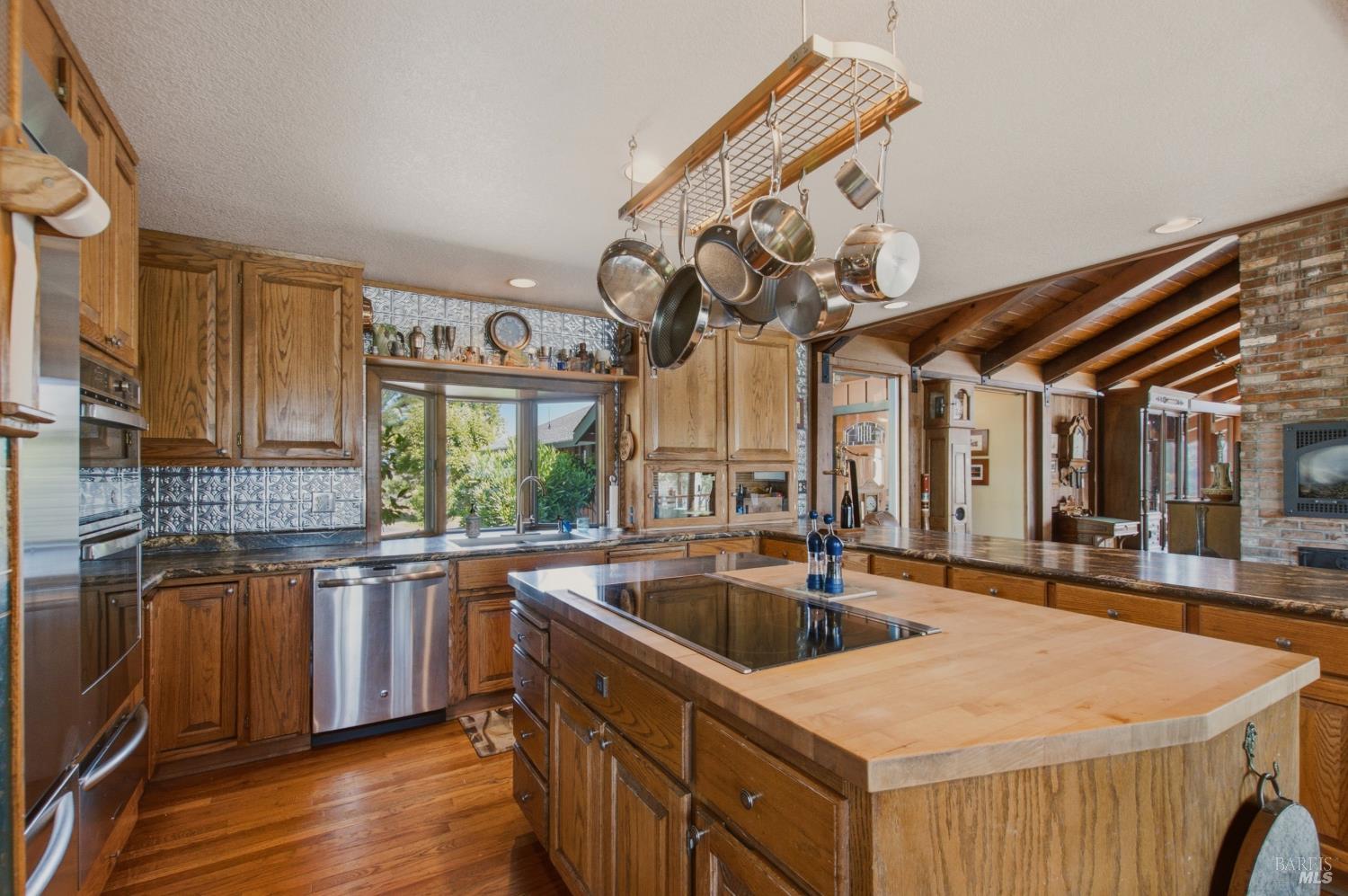 5301 Lake Ridge Road Ukiah, CA 95482 - Photo 47 of 59