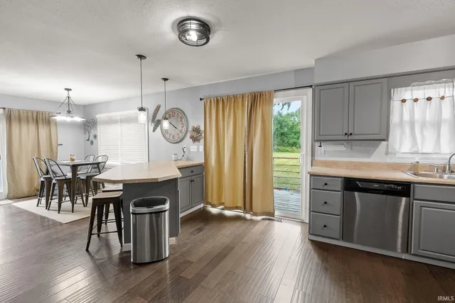 $438,000 | 10225 North 100 West, Decatur, IN 46733