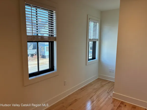 $2,250 | 217 State Street, Unit 2, Hudson, NY 12534