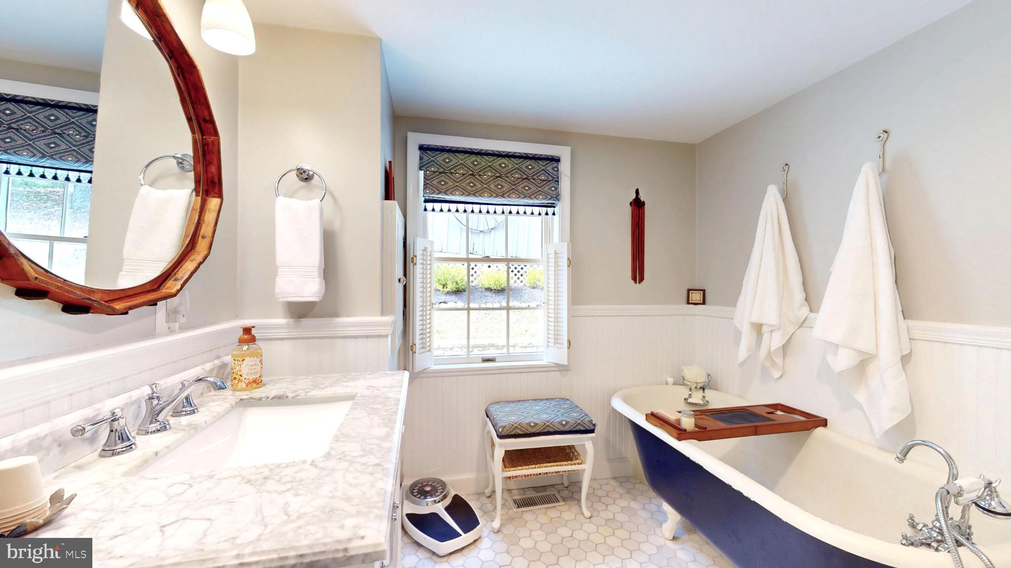 21539 Oatlands Road Aldie, VA 20105 - Photo 30 of 112