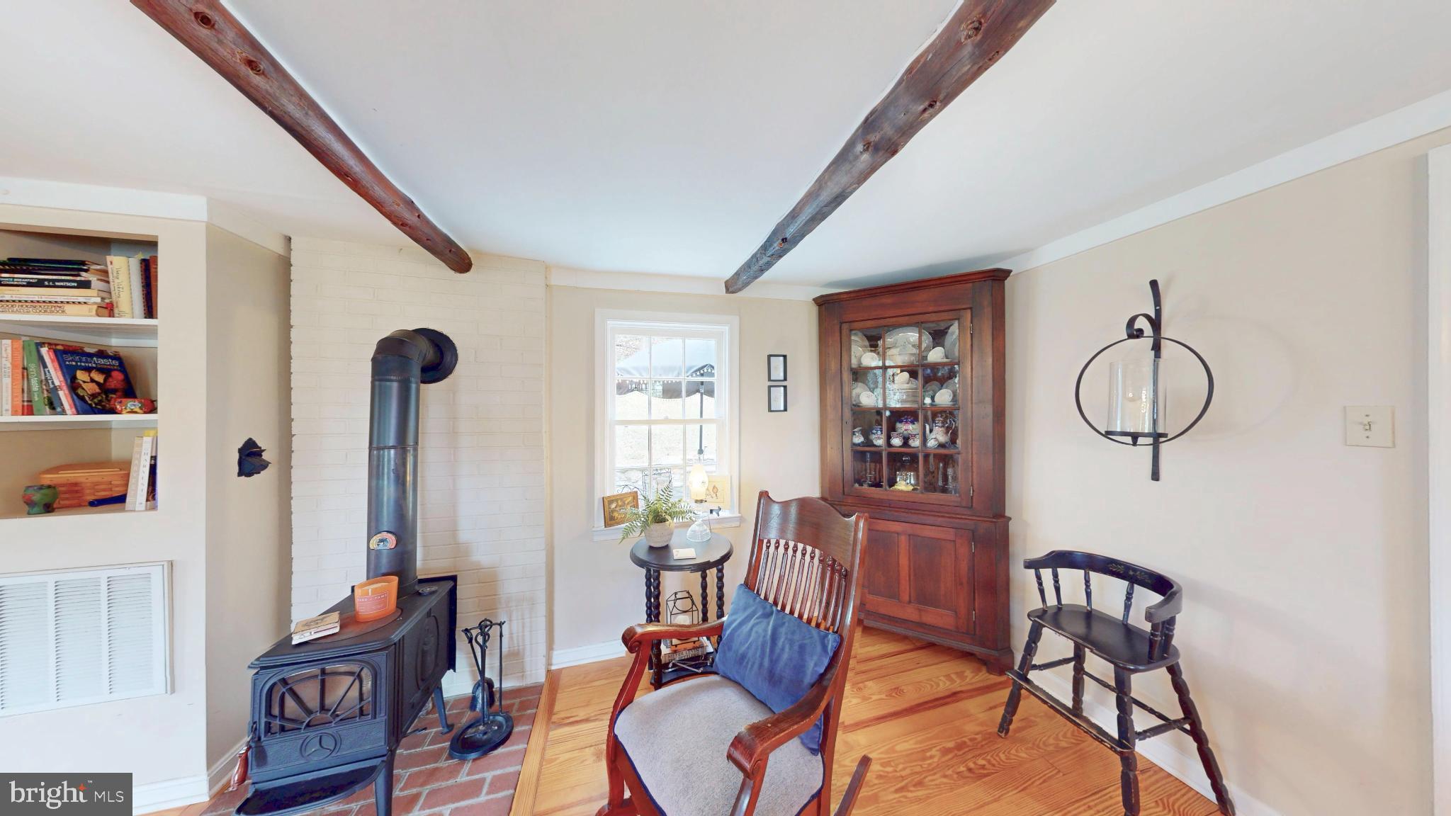 21539 Oatlands Road Aldie, VA 20105 - Photo 7 of 112