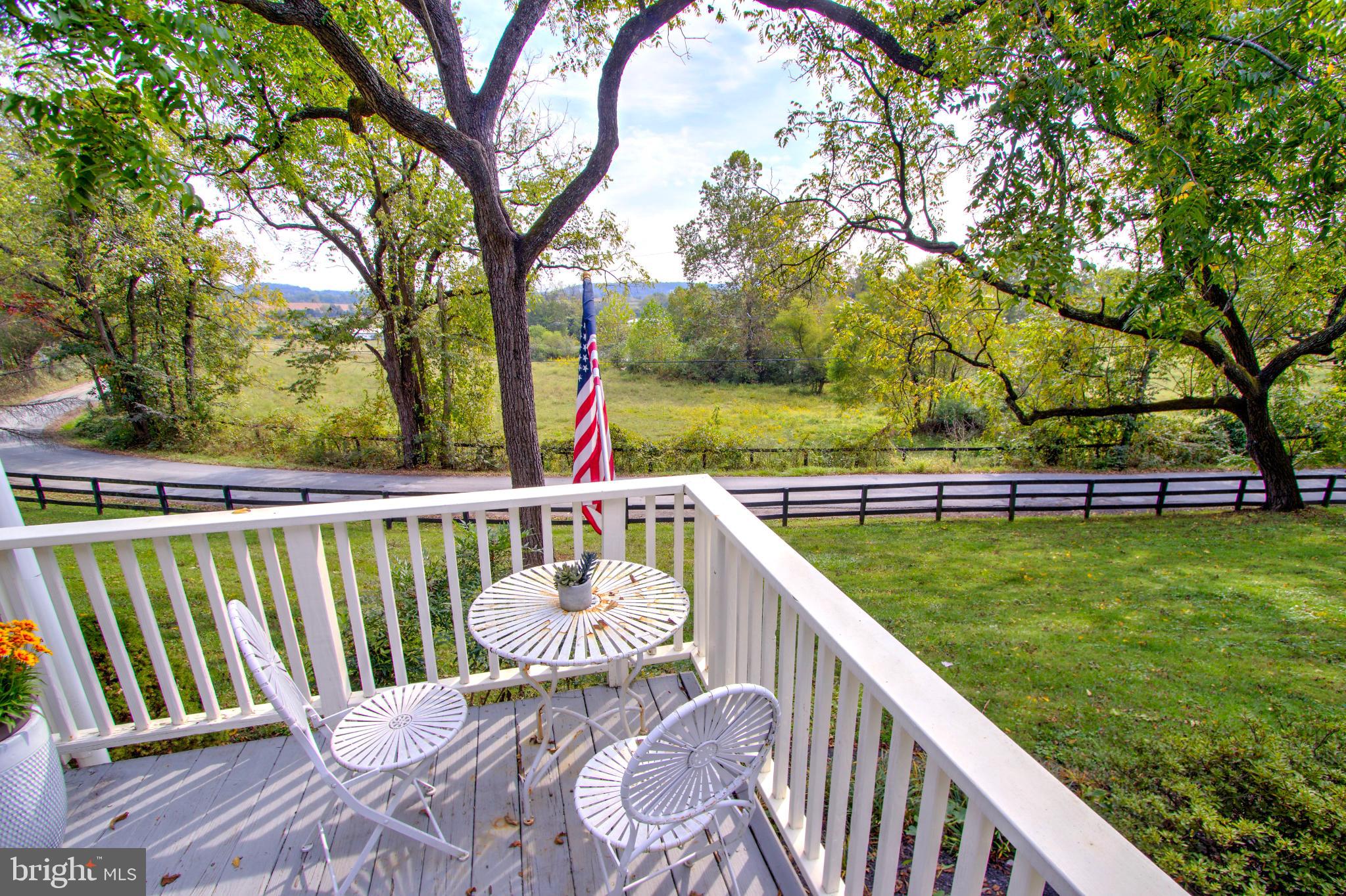 21539 Oatlands Road Aldie, VA 20105 - Photo 68 of 112