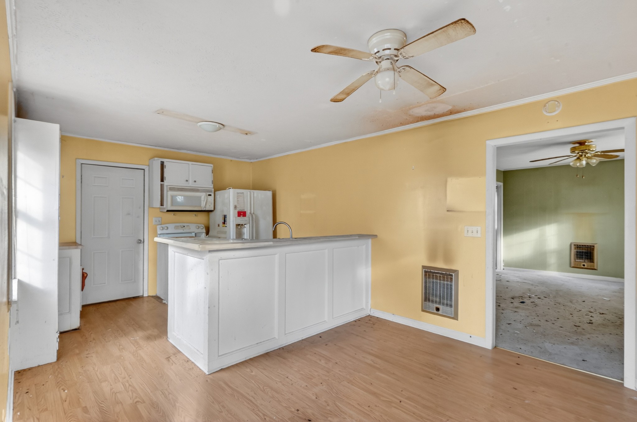 144 Island Loop Road Red Boiling Springs, TN 37150 - Photo 7 of 26