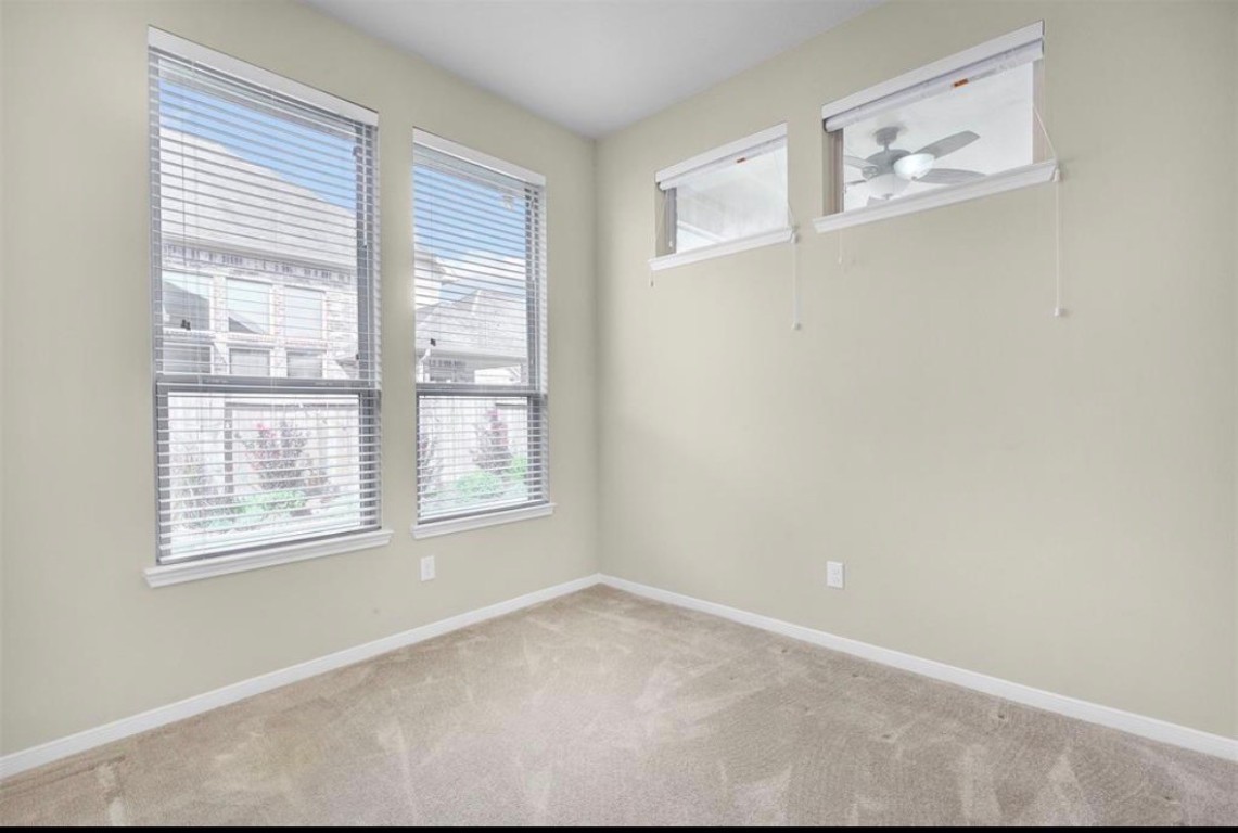 2513 Golfcrest Drive Houston, TX 77089 - Photo 13 of 33