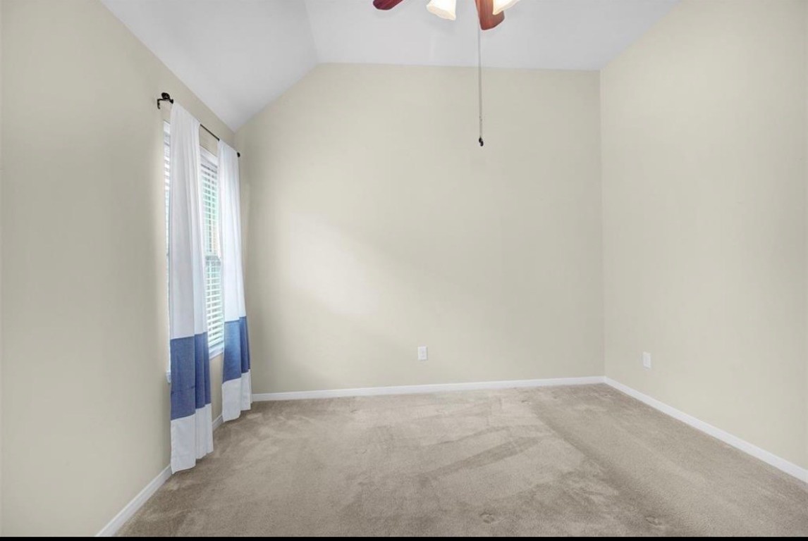 2513 Golfcrest Drive Houston, TX 77089 - Photo 29 of 33