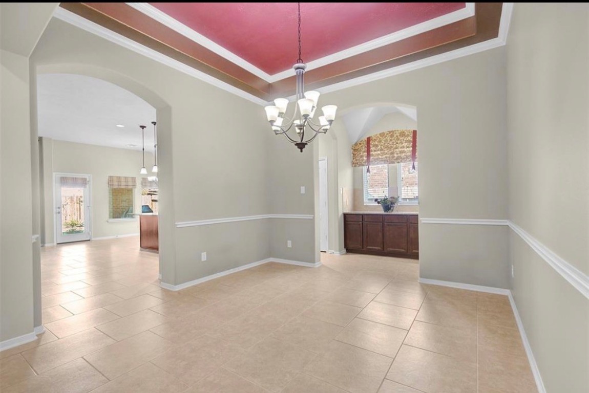 2513 Golfcrest Drive Houston, TX 77089 - Photo 10 of 33