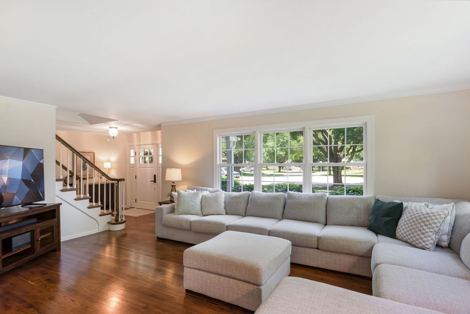 716 South Dymond Road Libertyville, IL 60048 - Photo 4 of 29