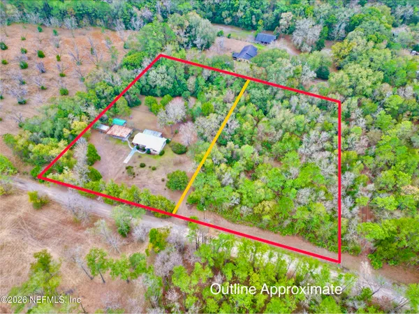 $369,000 | 17221 Northeast 77th Lane, Hawthorne, FL 32640