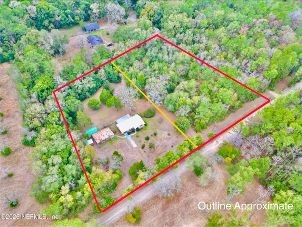 $369,000 | 17221 Northeast 77th Lane, Hawthorne, FL 32640