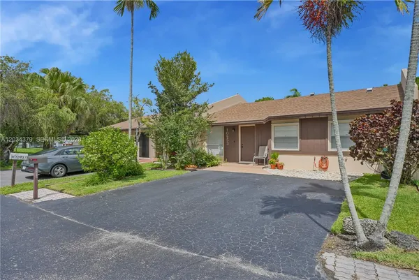 $459,500 | 10953 Southwest 122nd Court, Miami, FL 33186