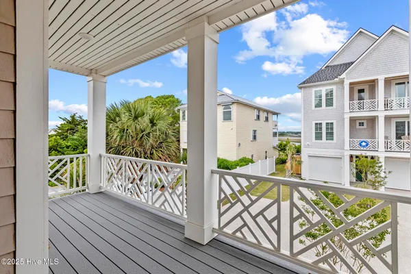 $1,395,000 | 611 South Topsail Drive, Unit A, Surf City, NC 28445