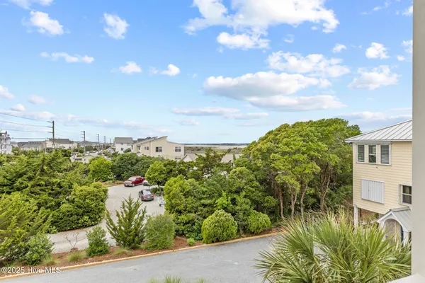 $1,395,000 | 611 South Topsail Drive, Unit A, Surf City, NC 28445