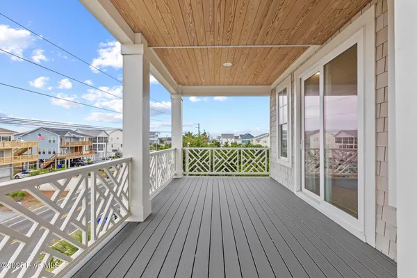$1,395,000 | 611 South Topsail Drive, Unit A, Surf City, NC 28445