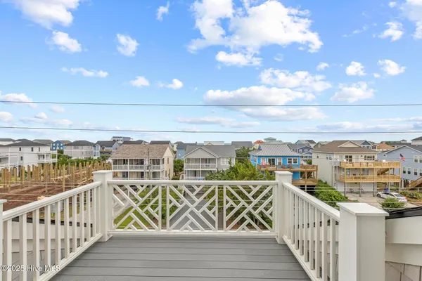 $1,395,000 | 611 South Topsail Drive, Unit A, Surf City, NC 28445