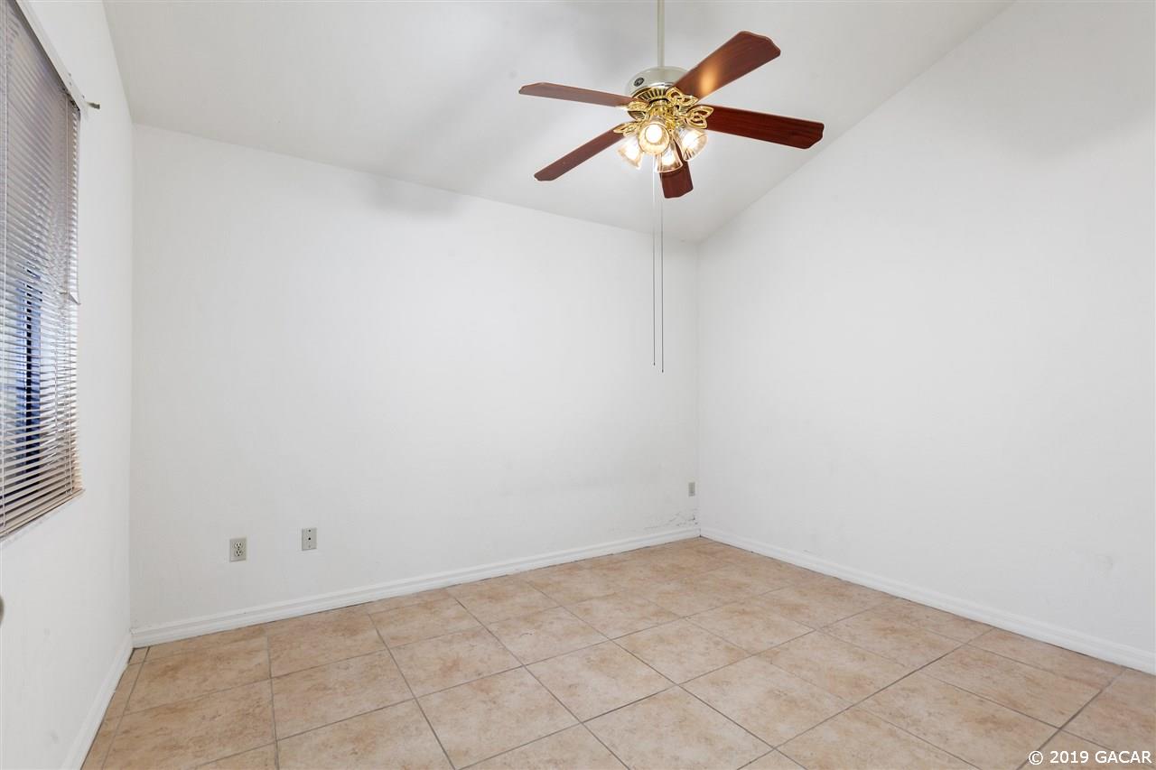 960 Southwest 55th Terrace Gainesville, FL 32607 - Photo 2 of 6