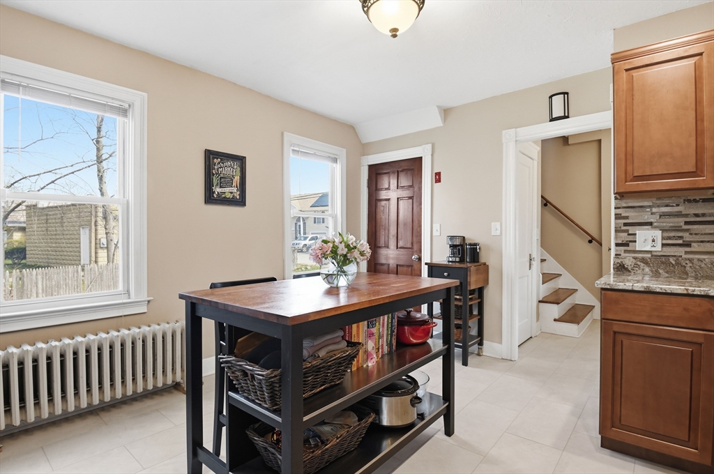 4 Brookside Avenue Worcester, MA 01602 - Photo 19 of 31