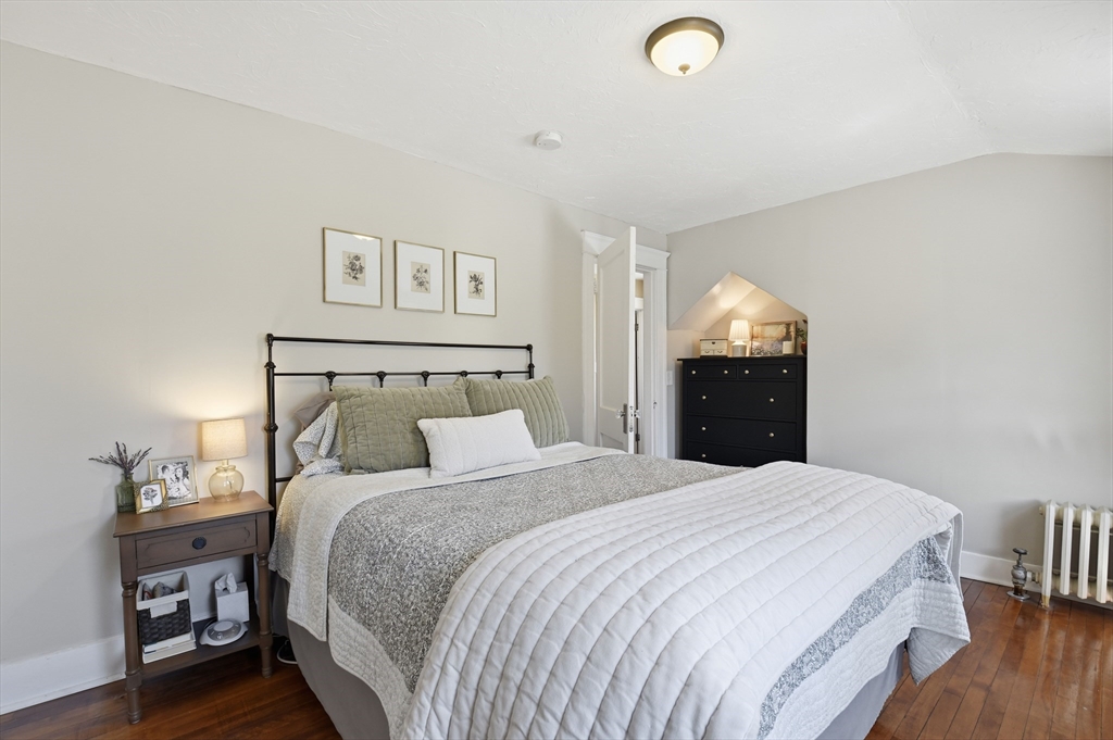 4 Brookside Avenue Worcester, MA 01602 - Photo 24 of 31