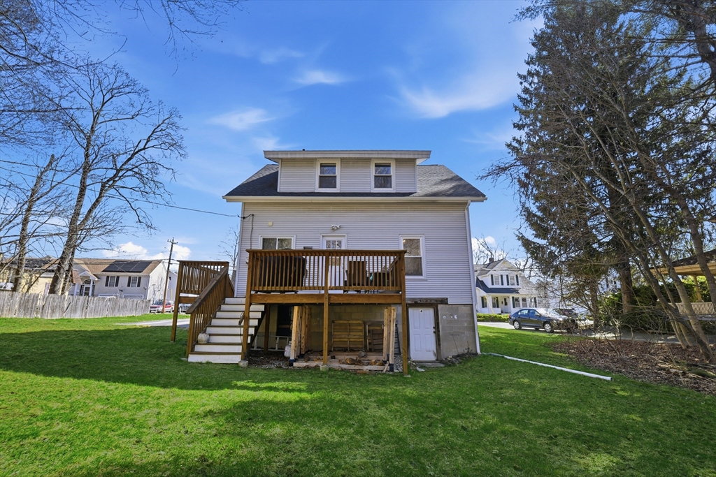 4 Brookside Avenue Worcester, MA 01602 - Photo 5 of 31