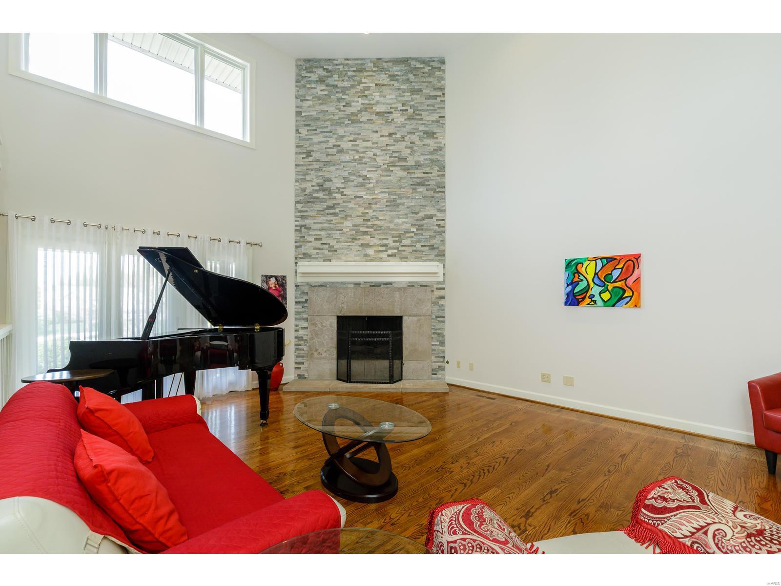 5 St Alfred Road Olivette, MO 63132 - Photo 4 of 53 Gallery Image 4