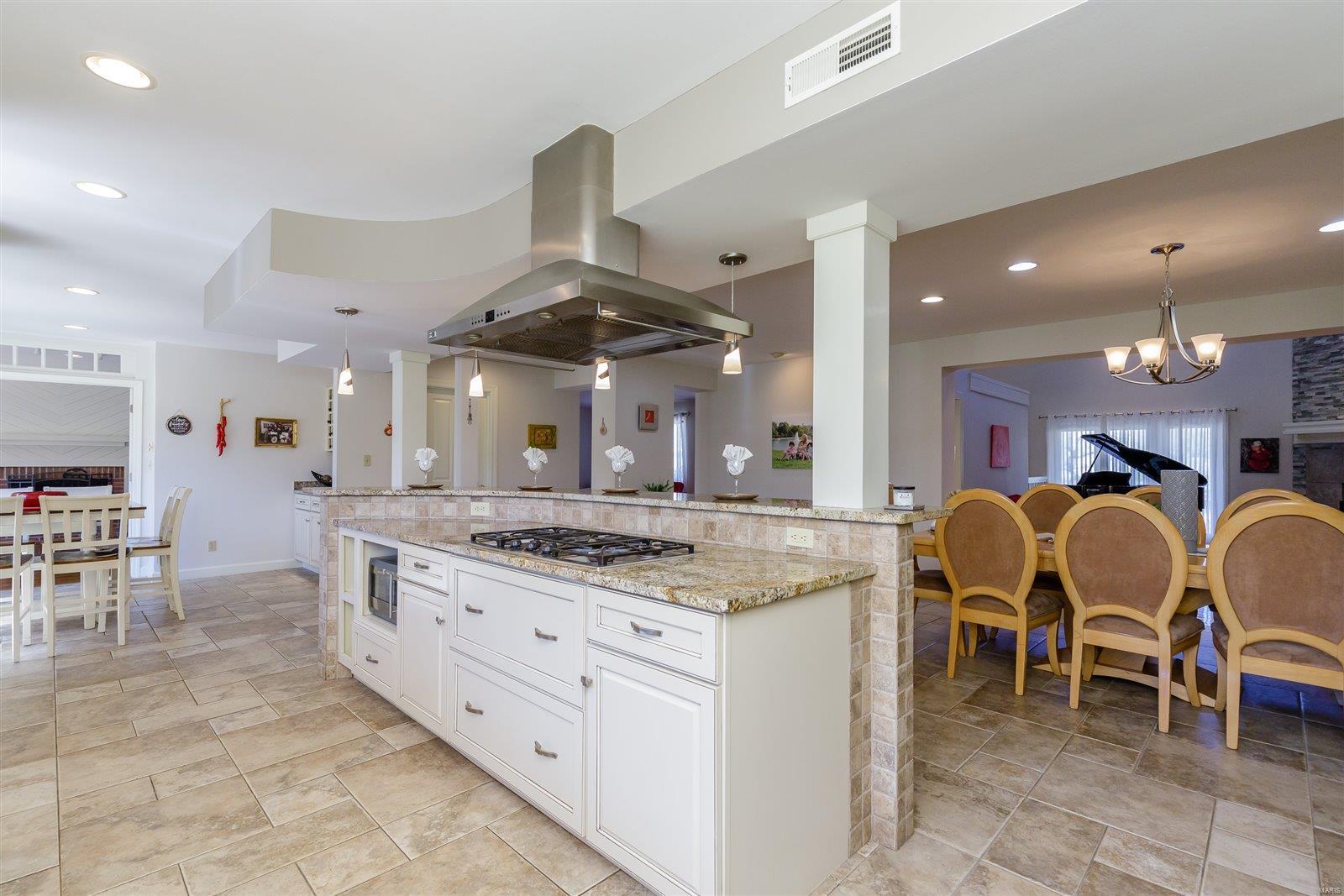 5 St Alfred Road Olivette, MO 63132 - Photo 7 of 53 Gallery Image 7