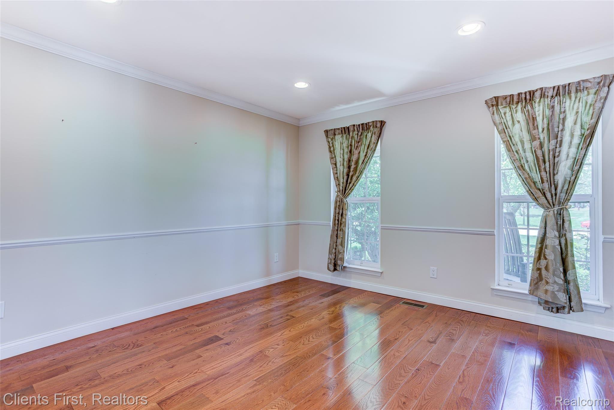 1732 Morton Taylor Road Canton, MI 48187 - Photo 37 of 66 1732 morton taylor interiors (19).jpg