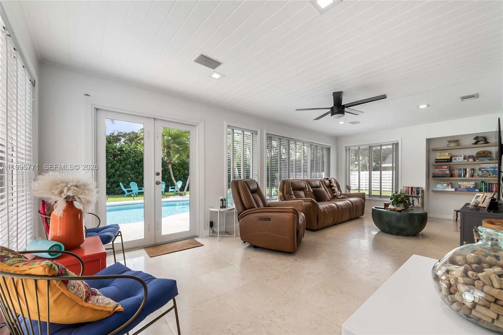 15330 Southwest 144th Terrace Miami, FL 33196 - Photo 15 of 25