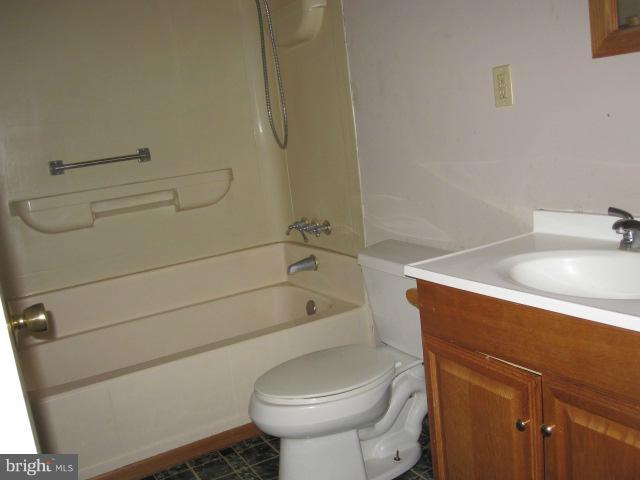 11 Vivian Drive Inwood, WV 25428 - Photo 5 of 21 Bath