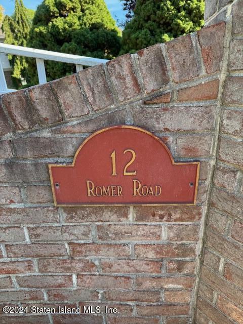 12 Romer Road Staten Island, NY 10304 - Photo 6 of 63 a sign that is on the side of a building