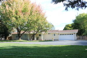 6833 Riverside Drive Redding, CA 96001 - Photo 1 of 1 6833 Riverside Front