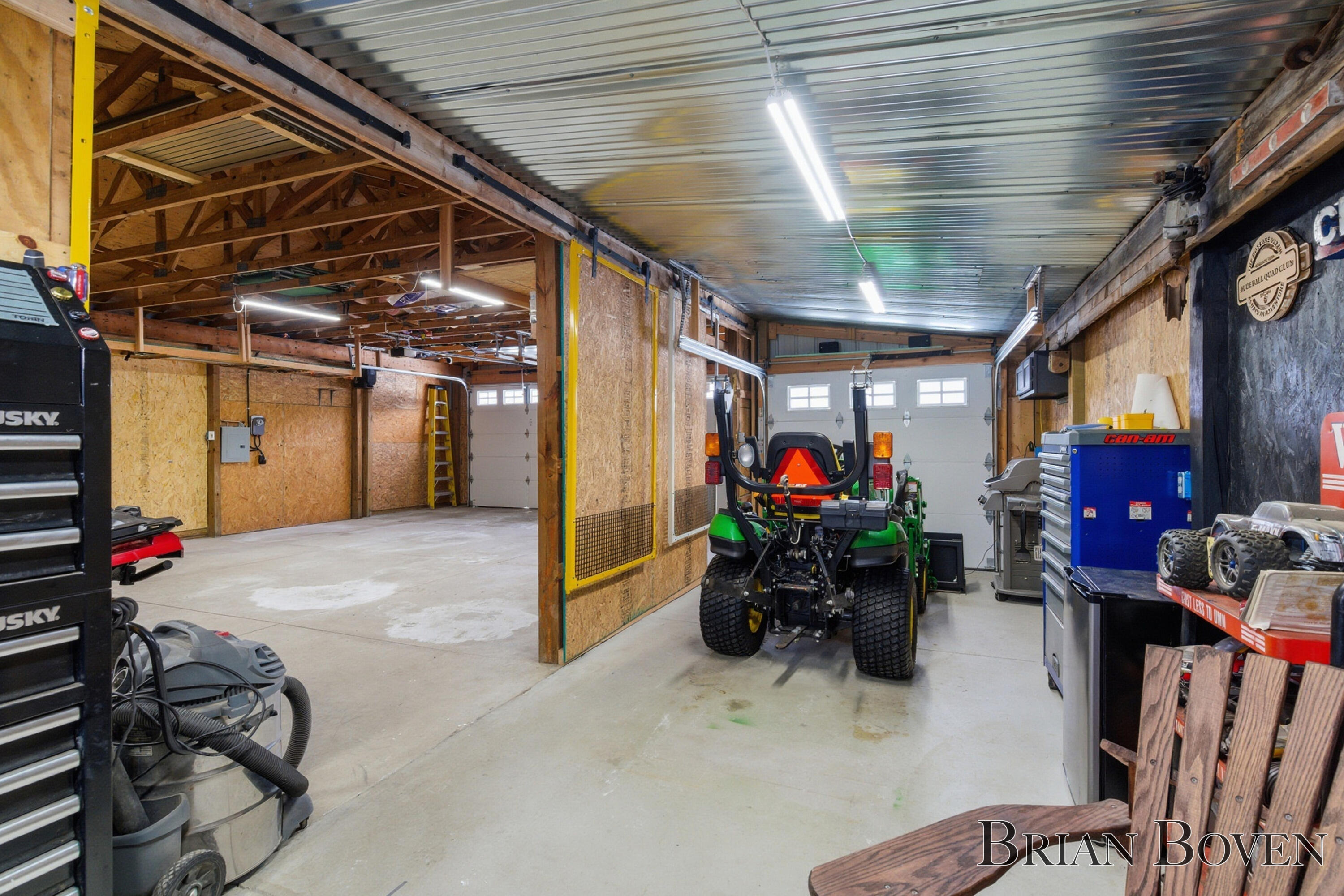 9800 10 Mile Road Northeast Rockford, MI 49341 - Photo 23 of 49 DSC05439