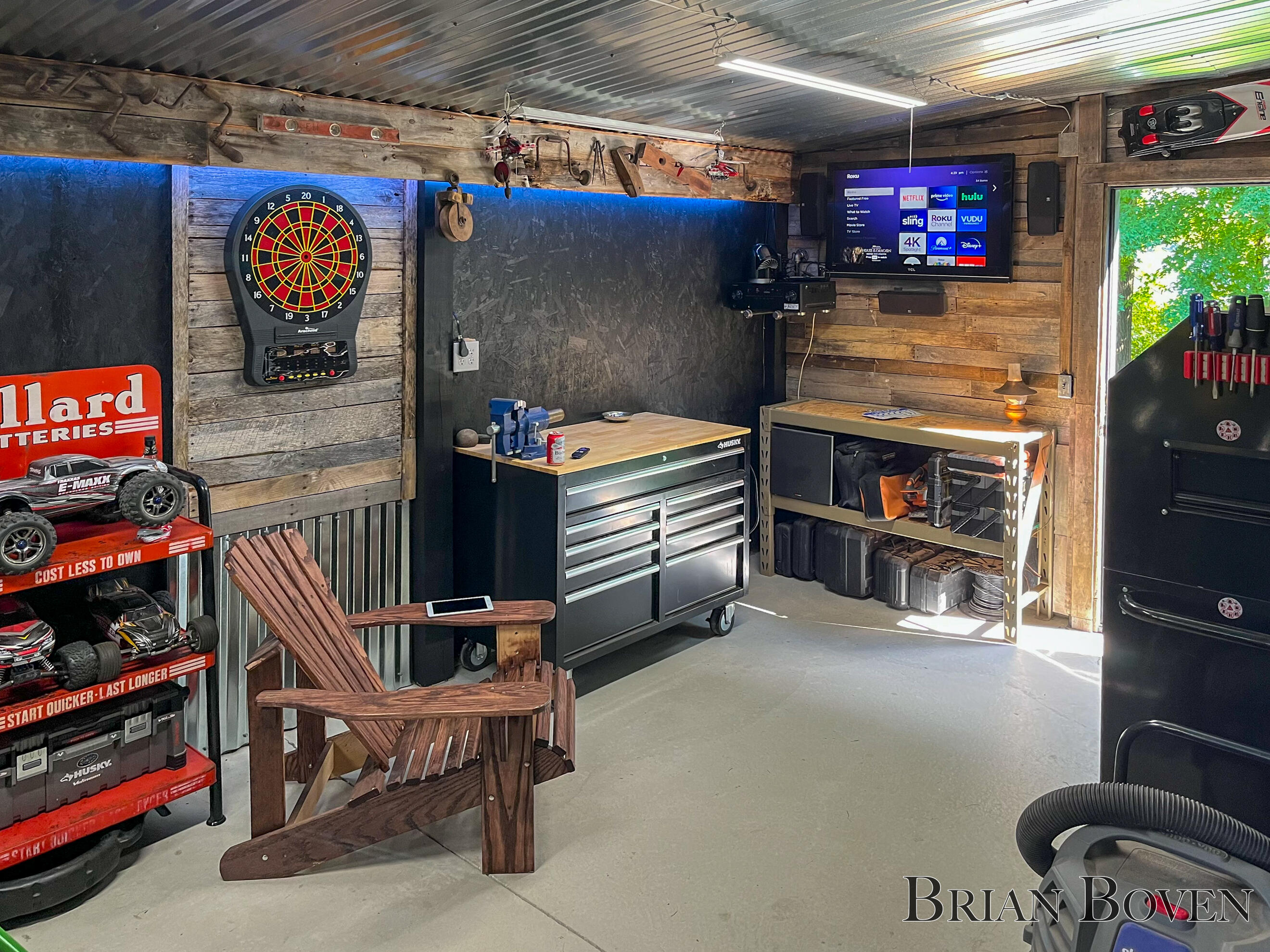 9800 10 Mile Road Northeast Rockford, MI 49341 - Photo 24 of 49 IMG_0316 WATERMARK