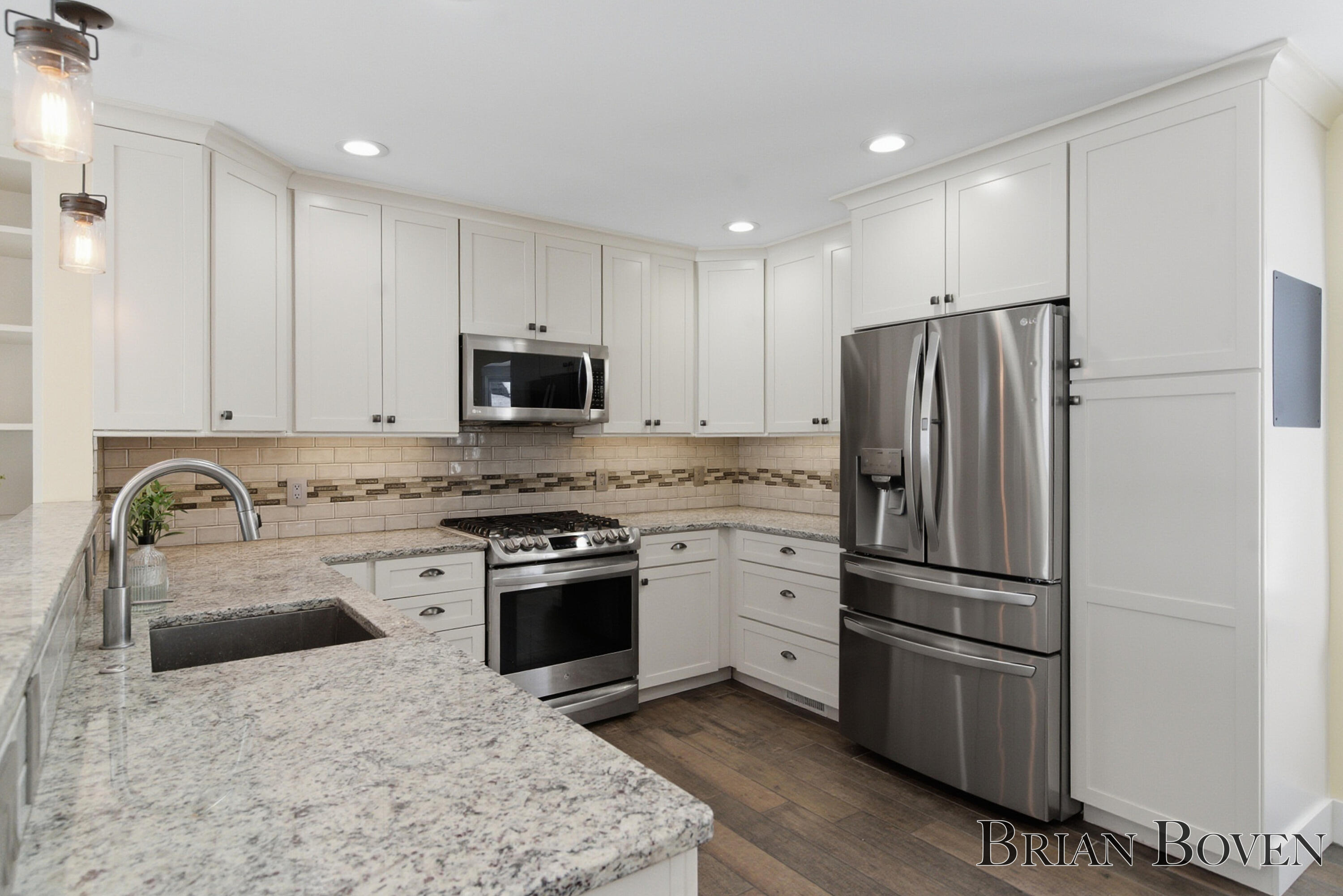 9800 10 Mile Road Northeast Rockford, MI 49341 - Photo 3 of 49 DSC05393