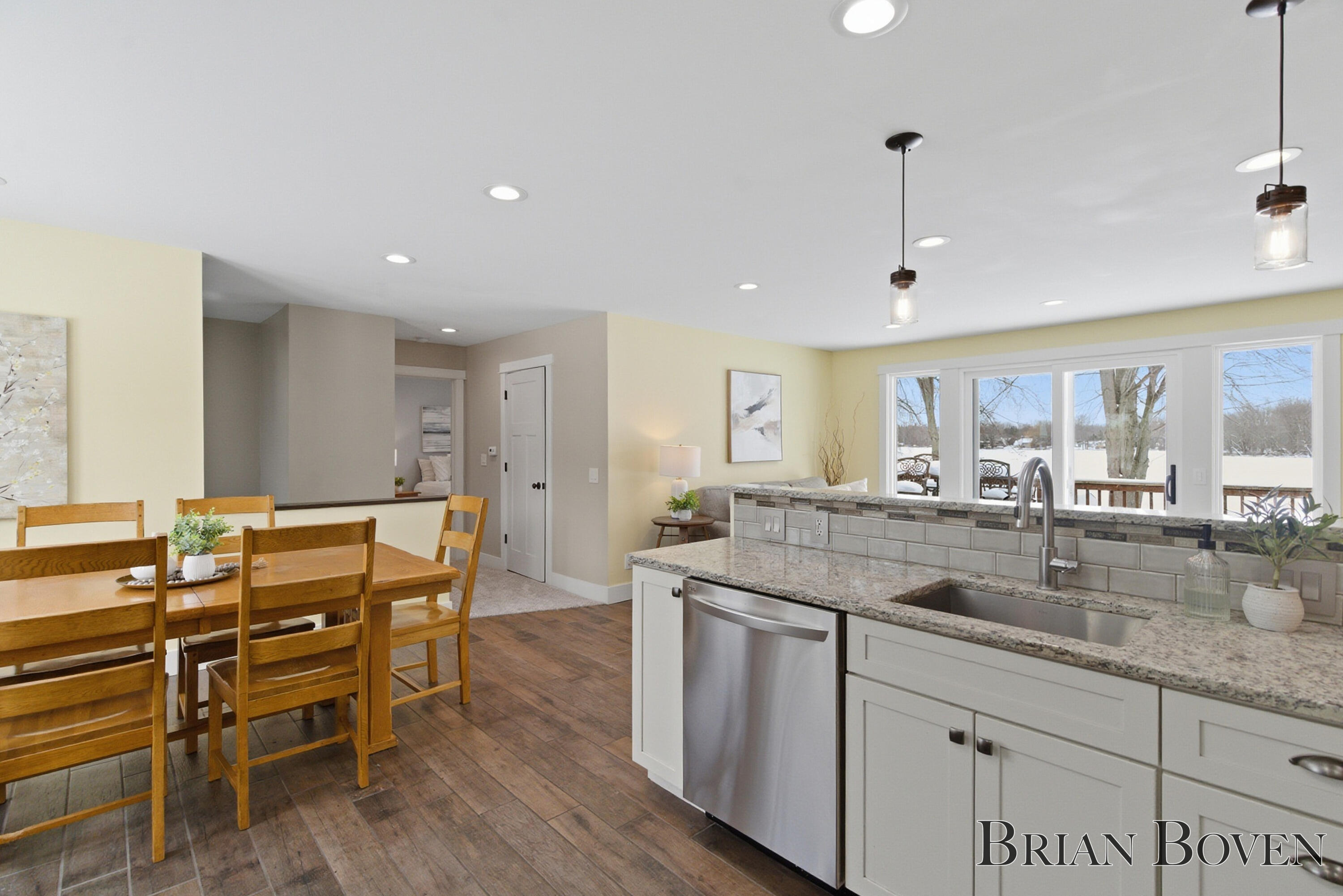 9800 10 Mile Road Northeast Rockford, MI 49341 - Photo 5 of 49 DSC05399