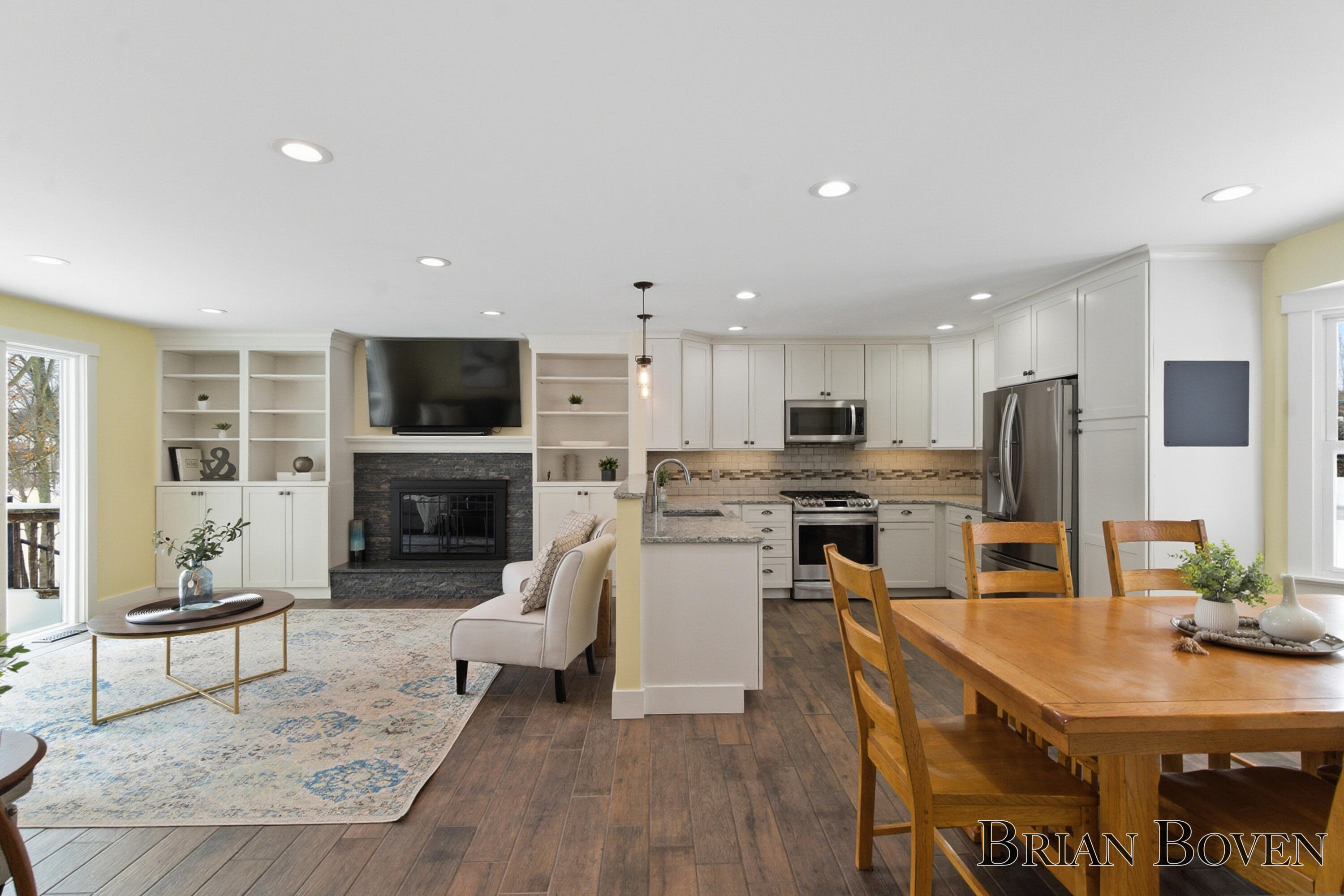 9800 10 Mile Road Northeast Rockford, MI 49341 - Photo 6 of 49 DSC05378