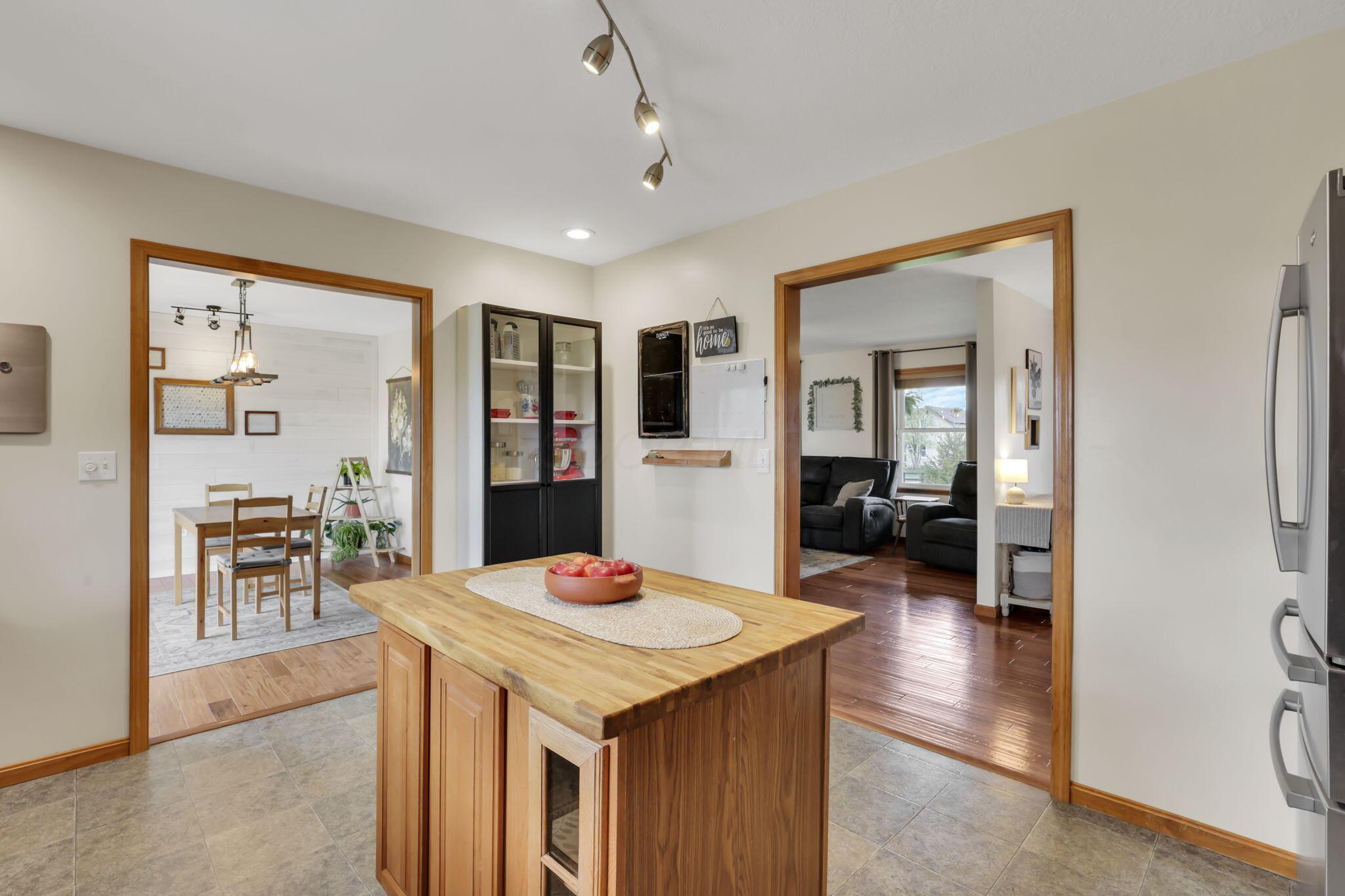 11851 Murlette Road Southwest Stoutsville, OH 43154 - Photo 12 of 44 Kitchen