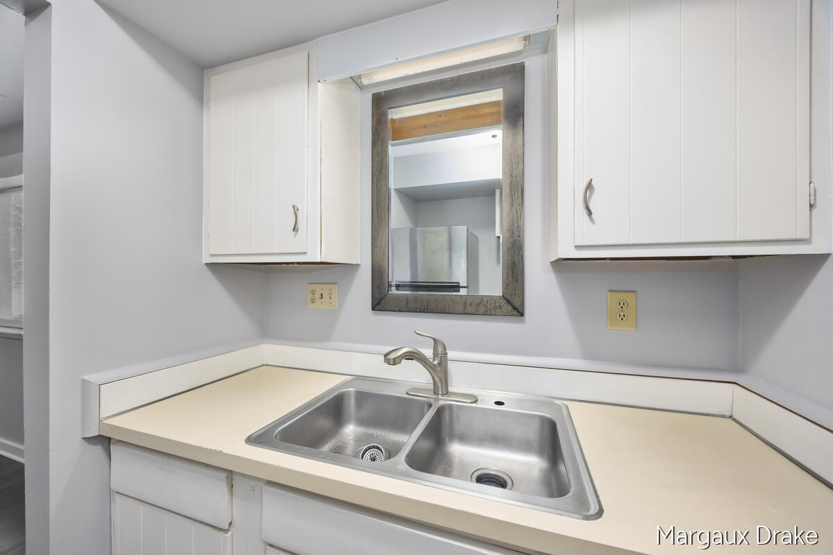 6716 Cascade Road Southeast, Unit 37 Grand Rapids, MI 49546 - Photo 11 of 21 6716-Cascade_010