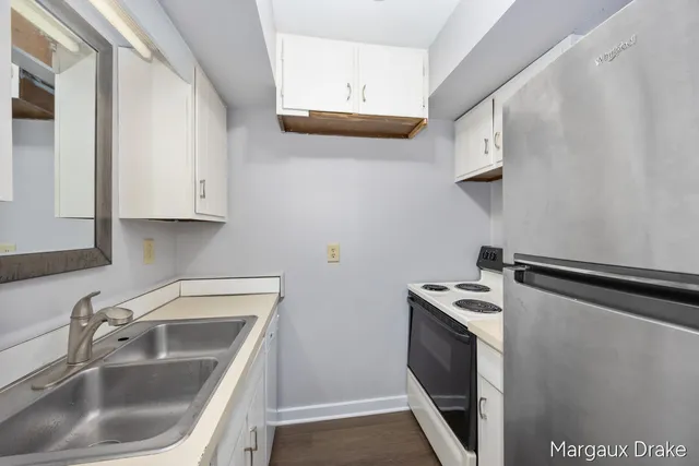 $139,000 | 6716 Cascade Road Southeast, Unit 37, Grand Rapids, MI 49546