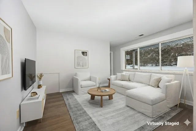 $139,000 | 6716 Cascade Road Southeast, Unit 37, Grand Rapids, MI 49546